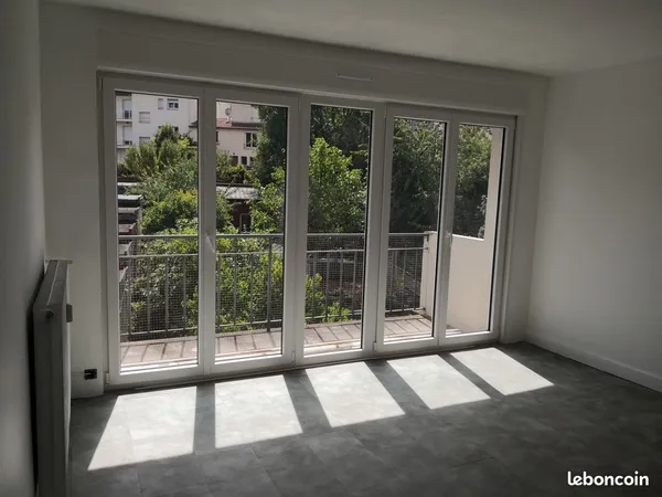 Appartement en colocation de 68 m2 refait à neuf