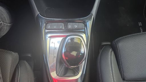 Opel Crossland X 1.2 Turbo 110 BVA6 - Ultimate – 2019 – 89426 km – Essence – Boîte Automatique — photo 12