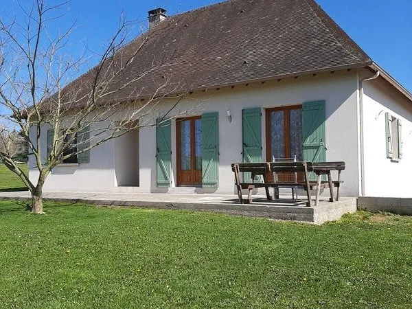 Propriete à vendre 6 pièces COUSSAC BONNEVAL (87)