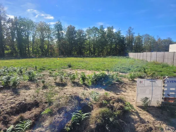 Terrain 980 m²