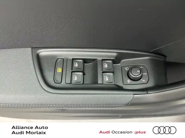 Audi A1 sportback 25 tfsi 95ch design s tronic 7 — photo 25