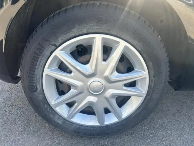 Ford Fiesta 1.0 ecoboost 100ch stop&amp;start cool &amp; connect 3p euro6.2 — photo 9