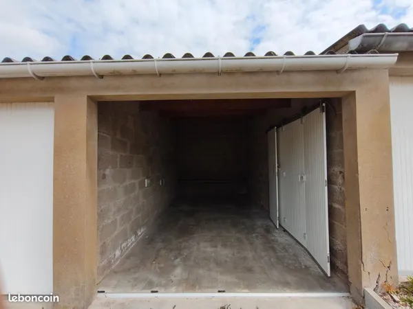 Garage location 44600 Saint-Nazaire