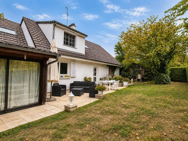 Maison 7 pièces 165 m²