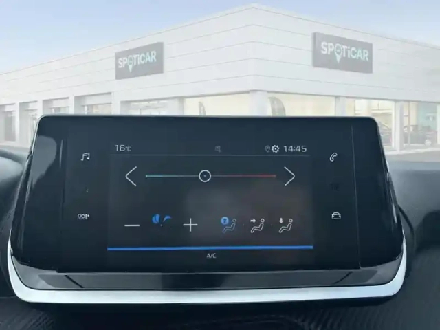 Peugeot 208 puretech 75 s&amp;s bvm5 style — photo 19