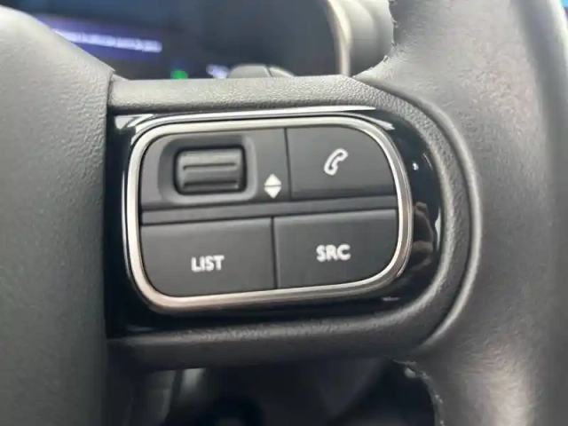 Citroën C5 Aircross hybride rechargeable 180 e-eat8 — photo 18