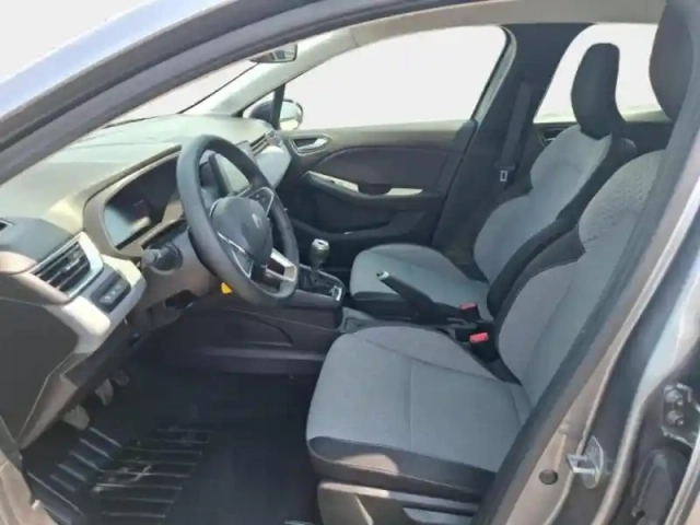 Renault Clio 1.5 blue dci 100ch evolution - 24 — photo 14