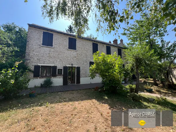 À LOUER À SERMAISE (91530) - Maison meublée 6 pièces de 132 m² avec jardin, cave et parking - Gare R