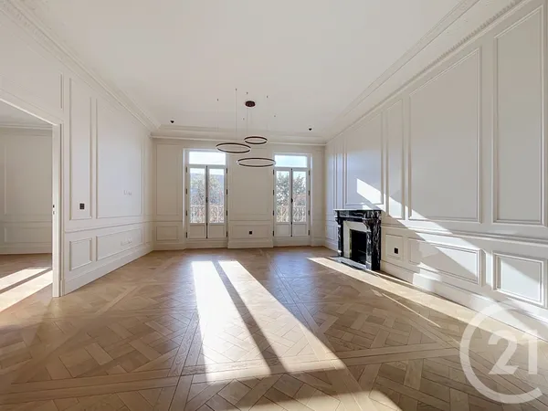 Appartement 4 pièces 104 m²