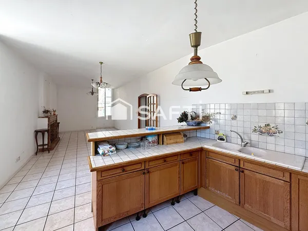 Appartement 4 pieces 97m2 au calme proche commodités