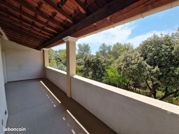 Appartement meublé T2 60 M² dans résidence familiale