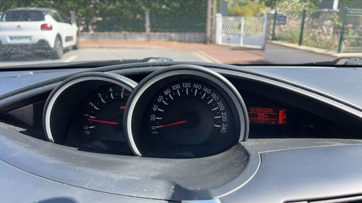 Toyota Verso 2.2 D-4D 150 A 5pl - Skyview – 2014 – 113971 km – Diesel – Boîte Automatique — photo 27
