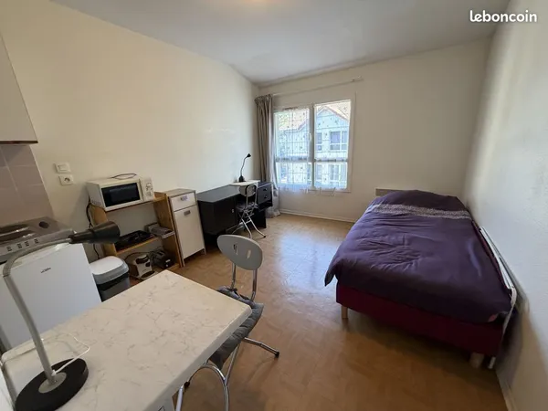 Studio 1 pièce 17 m²