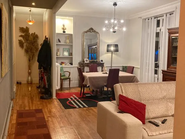 Appartement familial T6 avec jardin, garages et cave, centre-ville de Chamalières