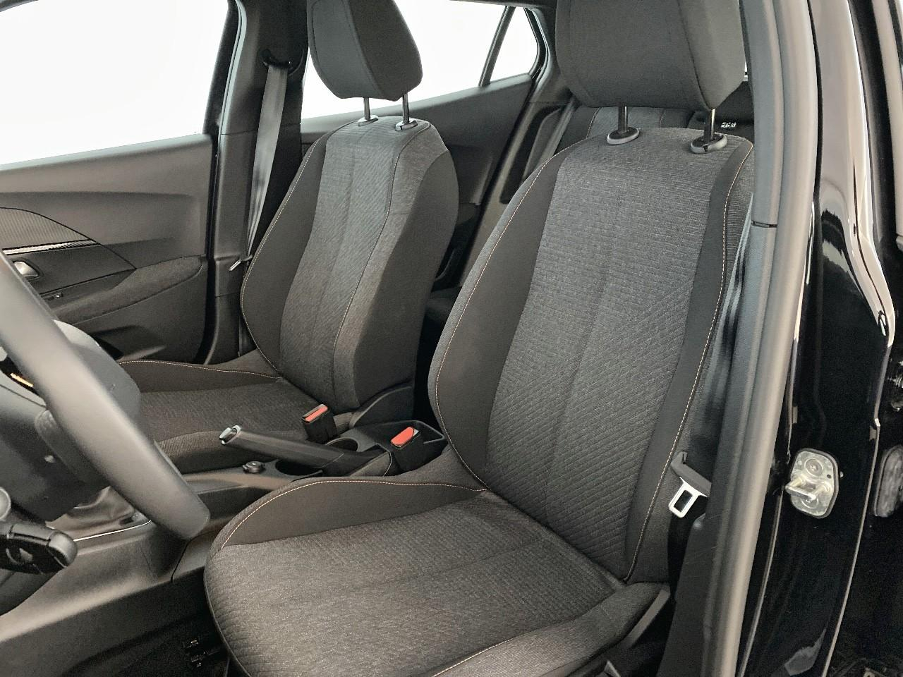 Peugeot 2008 100 s&s bvm6 style — photo 9