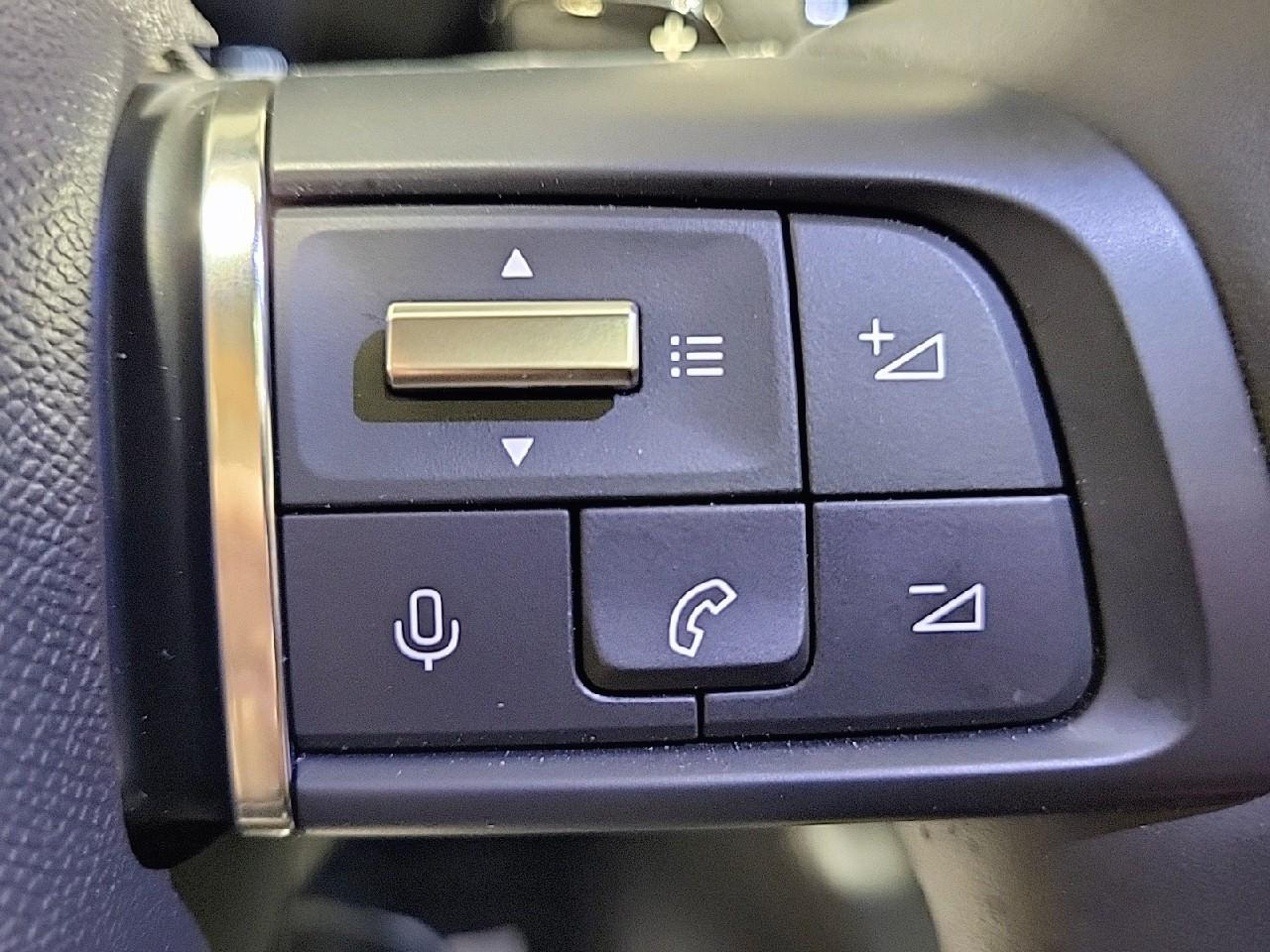 Citroën C5 X hybride rechargeable 225 e-eat8 max — photo 19