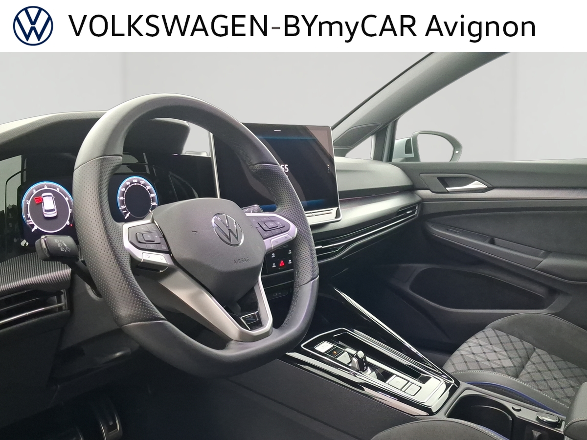 Volkswagen Golf 1.5 eTSI EVO2 116 DSG7 — photo 32
