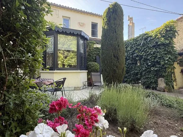 Propriété 6 pièces 224 m²