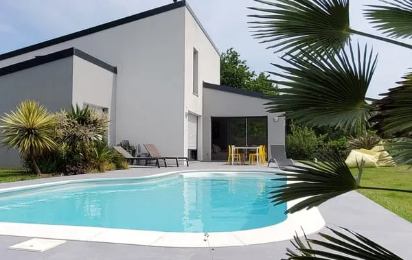 Maison familiale avec piscine et jardin paysager ? La Baule-Escoublac