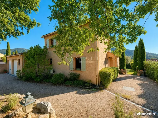 Maison 6 pièces 155 m²
