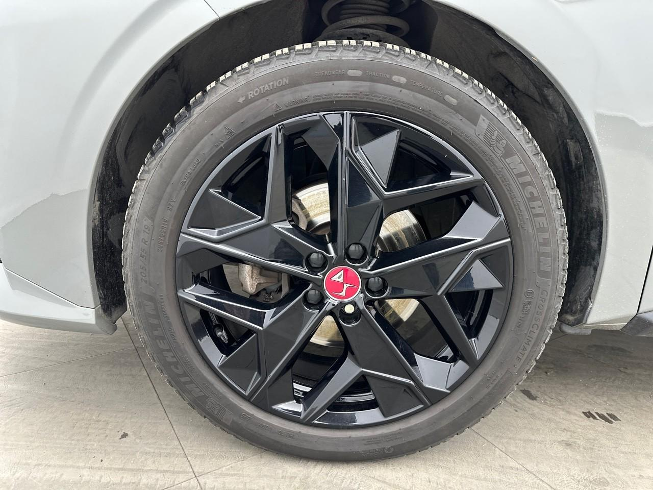 Ds Ds 4 puretech 130 eat8 performance line+ — photo 16