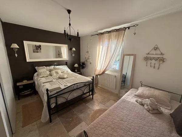 Maison de 120m2 avec Piscine en bordure de Tresques