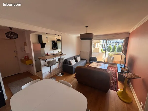 Appartement 50 m² rénové avec garage