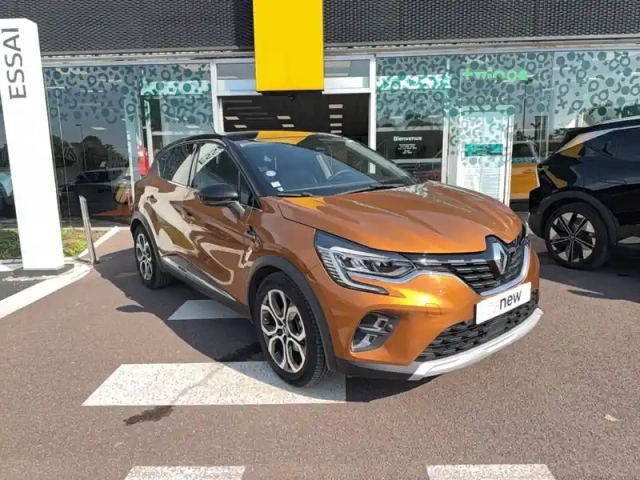 Renault Captur e-tech 145 - 21 — photo 7