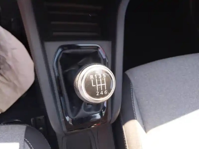 Renault Clio tce 90 ch gsr2 — photo 20