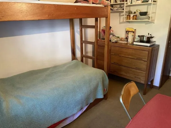 Studio 1 pièce 13 m²