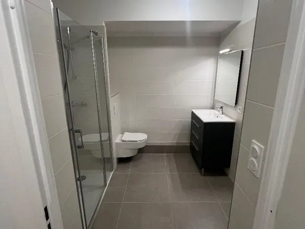Location studio premium 30 m2 dans résidence neuve , parking inclus