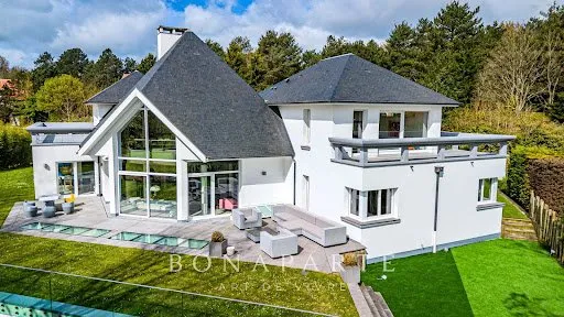 Villa 12 pièces 753 m²