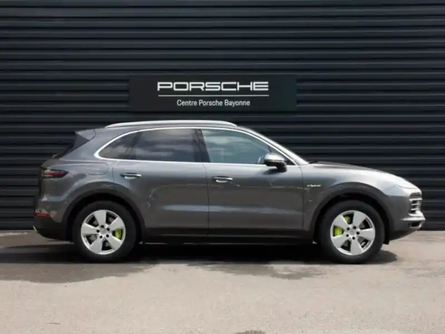 Porsche Cayenne 3.0 v6 462ch e-hybrid — photo 12