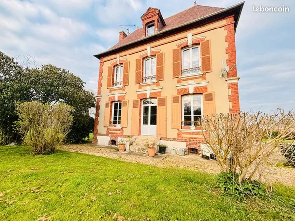 Propriété 9 pièces 200 m²