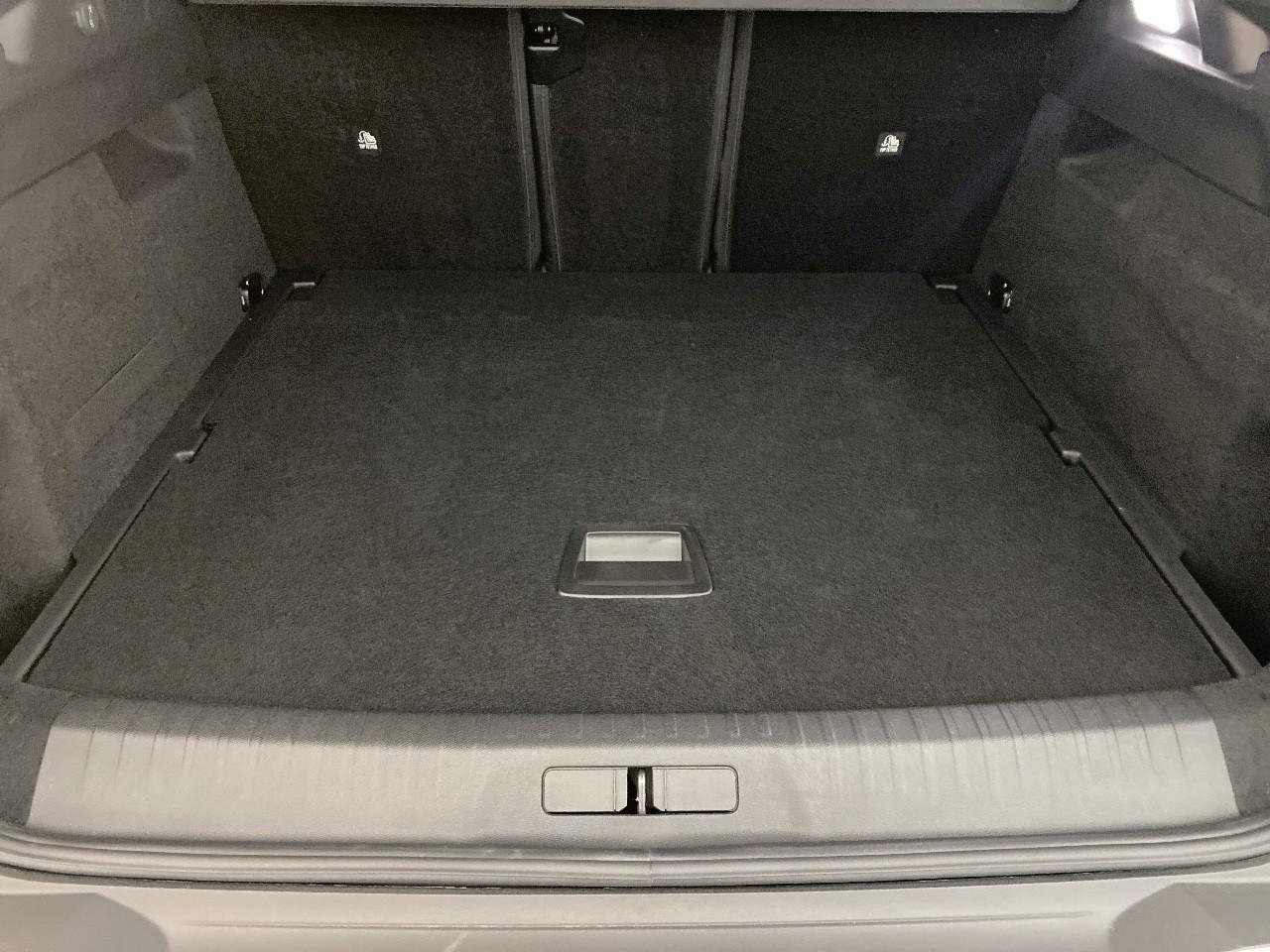 Peugeot 3008 hybrid 145 e-dcs6 gt — photo 6