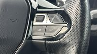 Peugeot 2008 1.2 PureTech 130ch S&S GT EAT8 — photo 17