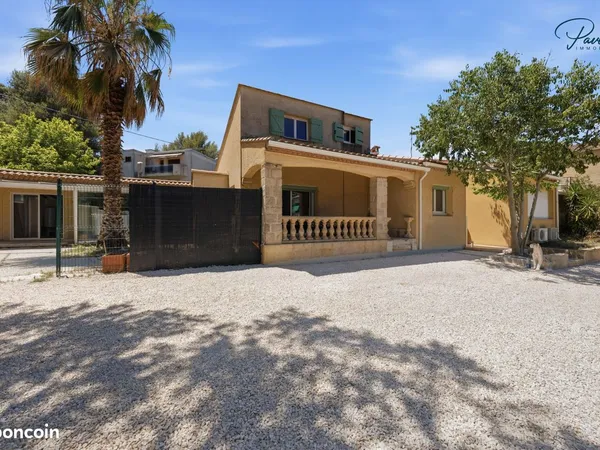 Villa 5 pièces 160 m²