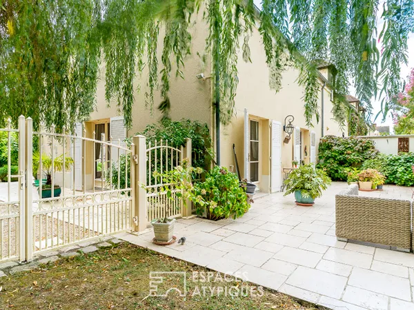 Maison contemporaine dans une ancienne ferme rénovée du XVIIIème siècle