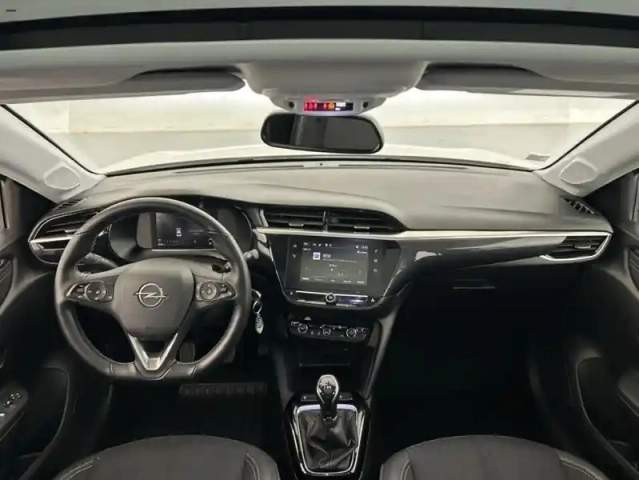 Opel Corsa 1.2 75ch design &amp; tech suréquipée — photo 27
