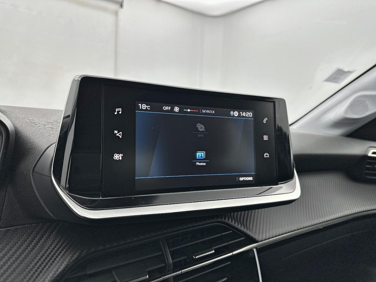 Peugeot 208 puretech 100 s&s bvm6 style — photo 24