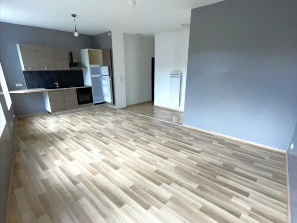 LONGUYON : CHARMANT APPARTEMENT T4