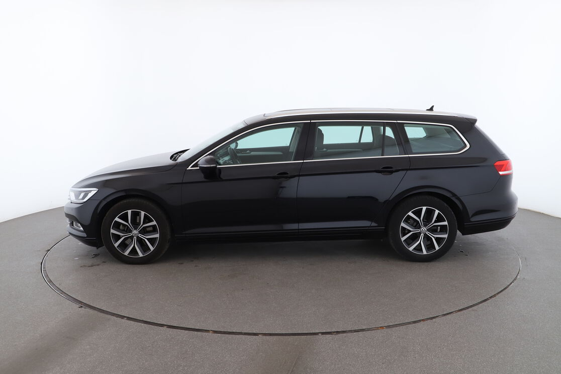 Volkswagen Passat SW 1.5 TSI EVO BlueMotion Tech Connect DSG7 — photo 2