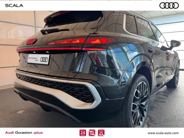 Audi Q3 e-hybrid 272 ch s tronic 6 — photo 34