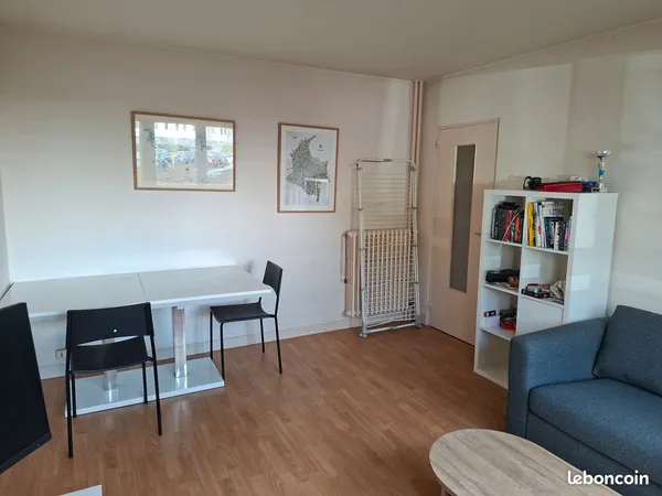 Appartement T2 - 50 m² - Île de Nantes - Beaulieu avec cave et parking