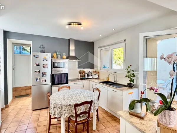 Maison 8 pièces 155 m²