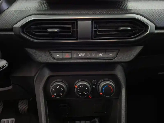 Dacia Sandero eco-g 100 — photo 31