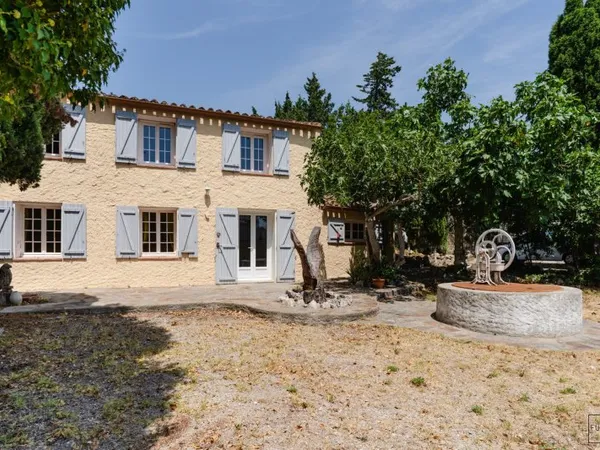 Maison 6 pièces 168 m²