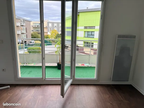 Location appartement refait à neuf dans résidence de standing