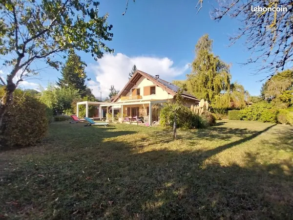 Maison 4 pièces 136 m²