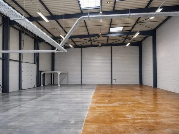 Entrepôt- Local d'activité à Louer Annecy PRINGY 508m2